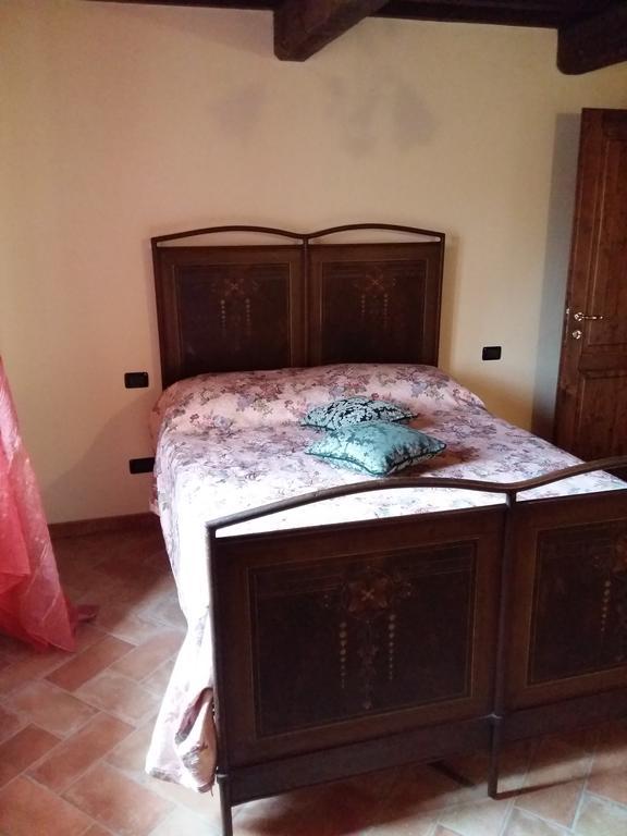 Agriturismo Il Melo Valfabbrica Kültér fotó